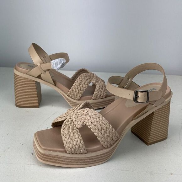 MIA Geraldine Chunky Strap Buckle Heels Sandals Women’s Size 10 NEW - Picture 2 of 5